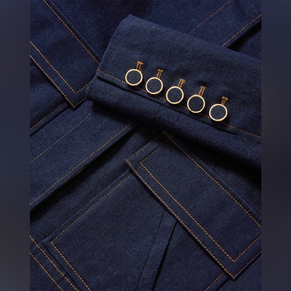 Veronica Beard Barrington Denim Cropped Jacket
Blue Embellished-Collar - size 6 - Picture 3 of 12
